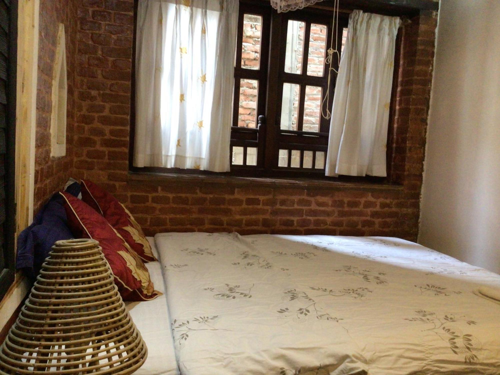 扬巴传统住宿加早餐旅馆 Lalitpur 外观 照片
