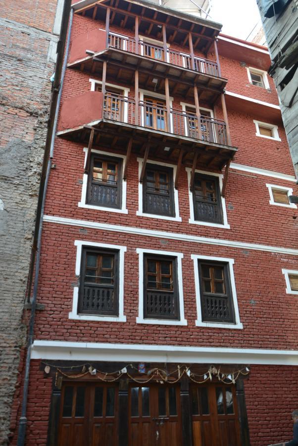 扬巴传统住宿加早餐旅馆 Lalitpur 外观 照片