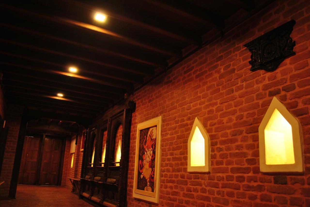 扬巴传统住宿加早餐旅馆 Lalitpur 外观 照片