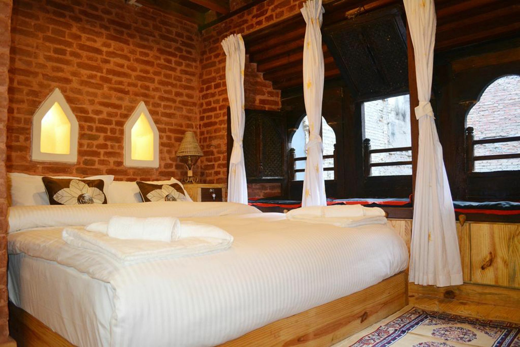 扬巴传统住宿加早餐旅馆 Lalitpur 外观 照片